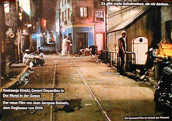 Moon in the gutter, The / La lune... Style B
